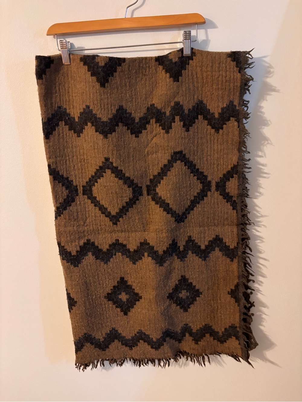 Wilfred Diamond Mosaic Blanket Scarf GUC *MISSING TAG*